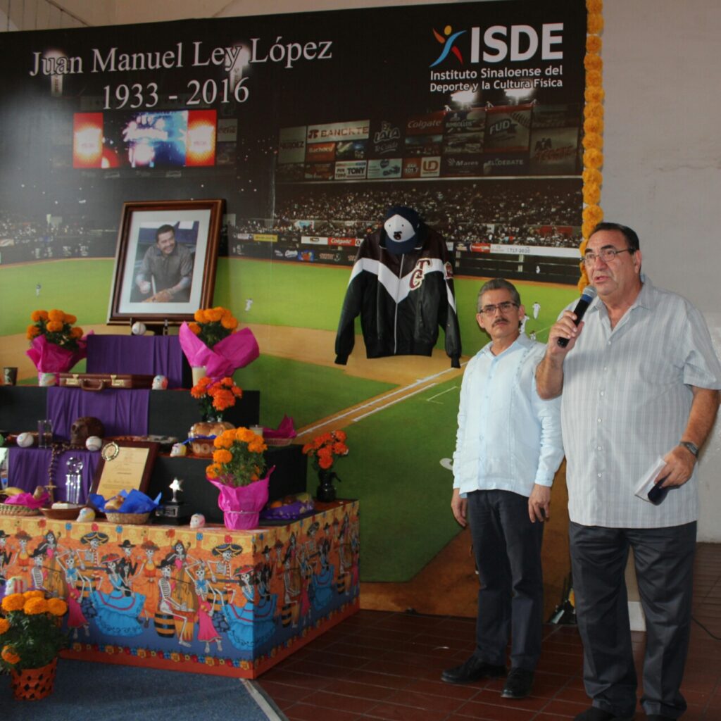 ISDE RINDE HOMENAJE A DON JUAN MANUEL LEY