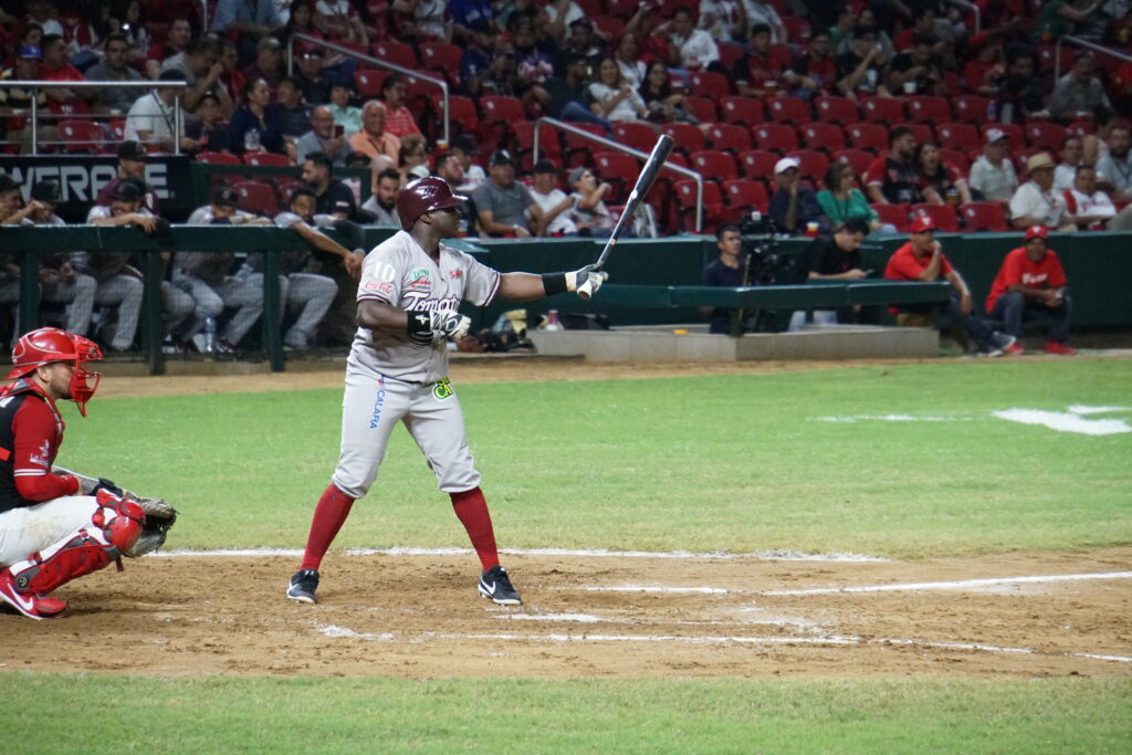 Guindas reciben a Venados en Clásico Sinaloense