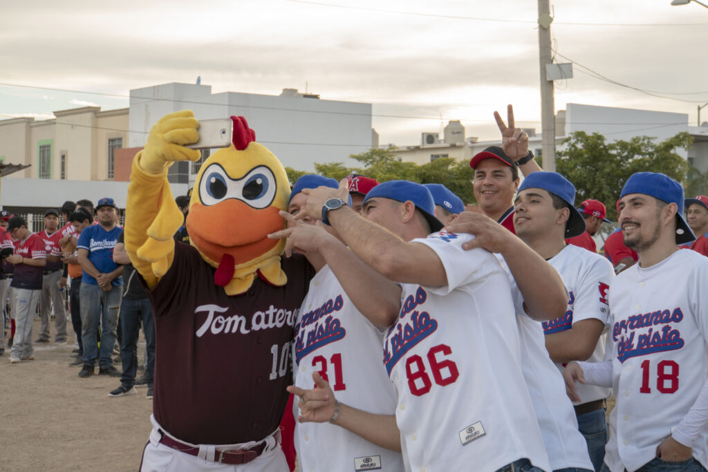 ¡PLAYBALL EN EL SOFTBOL VALLE ALTO!; TOMATEROS PRESENTE