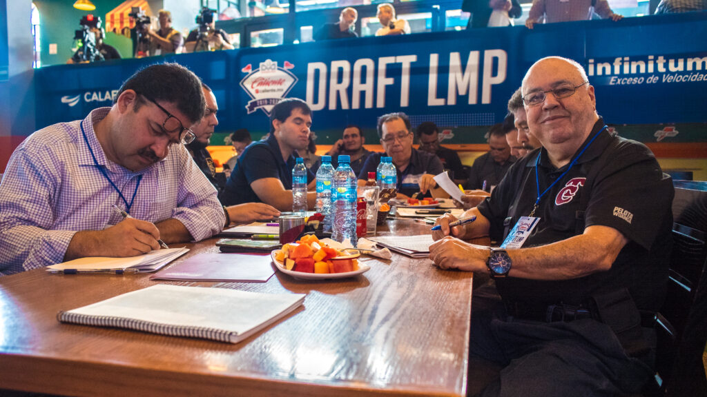 TOMATEROS FORTALECE SU ROSTER EN EL DRAFT DE LMP