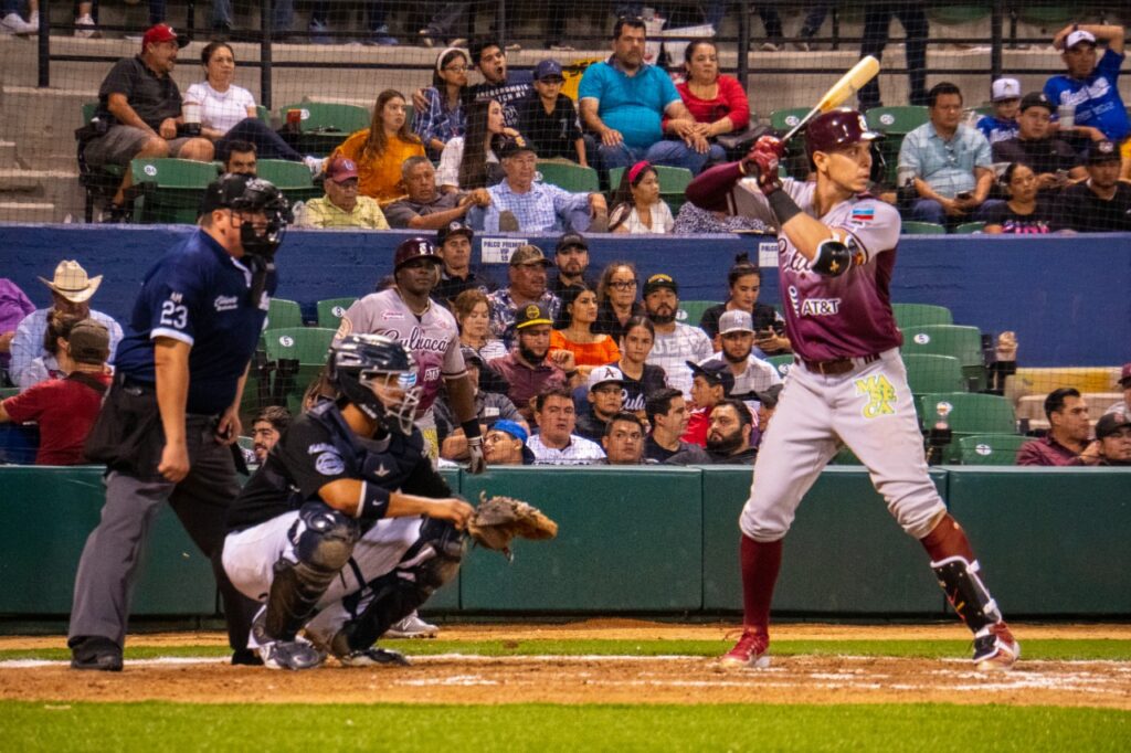 TOMATEROS SE APUNTA EL PRIMERO CONTRA ALGODONEROS