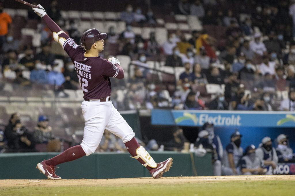 JC RAMÍREZ Y LA OPORTUNA OFENSIVA PONEN A LOS GUINDAS A UN TRIUNFO DE LA SEMIFINAL