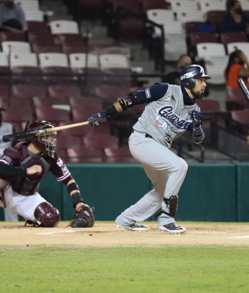 TOMATEROS ELIGE A JESSE CASTILLO Y CHRISTIAN VILLANUEVA EN EL DRAFT PREVIO A SEMIFINALES