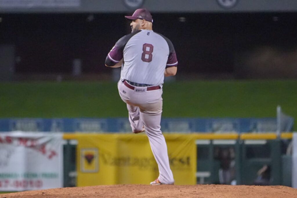 NARANJEROS CONTIENE RESPUESTA DE TOMATEROS Y SE LLEVA EL TRIUNFO