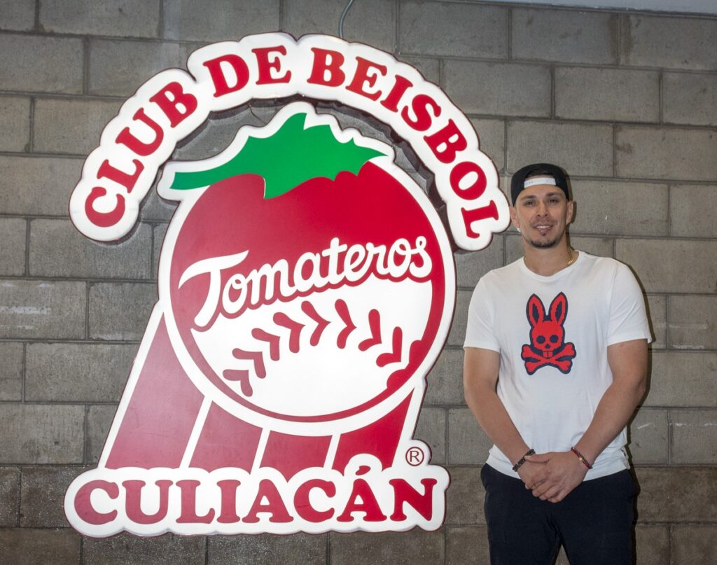 JOEY MENESES QUIERE SER PARTE DEL 14