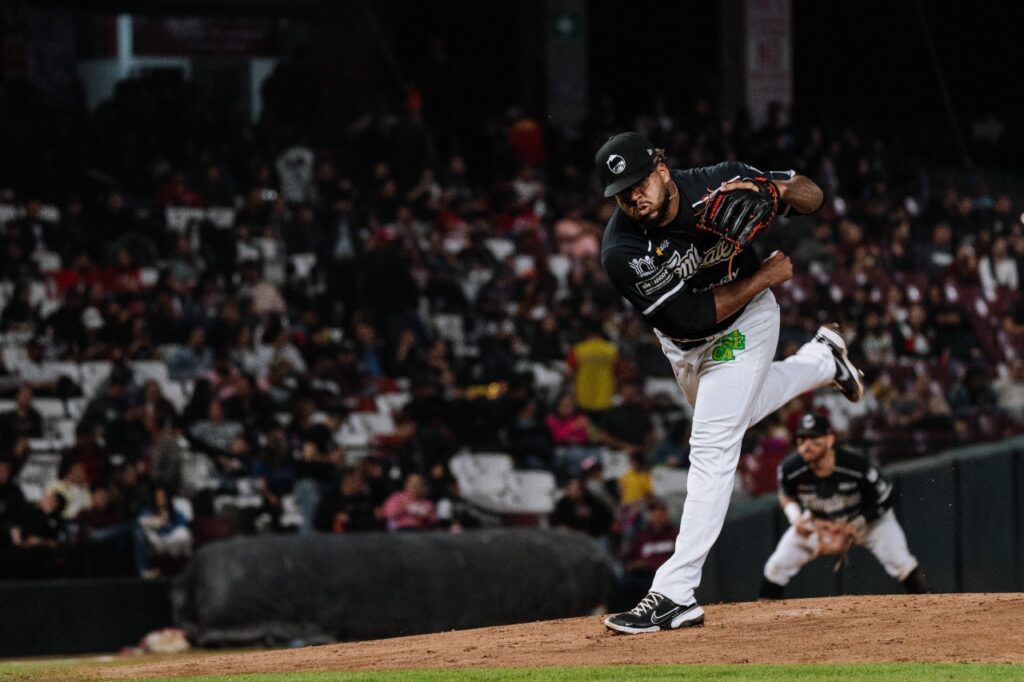 GUERRERO LLEGA A ESTRELLAS ORIENTALES